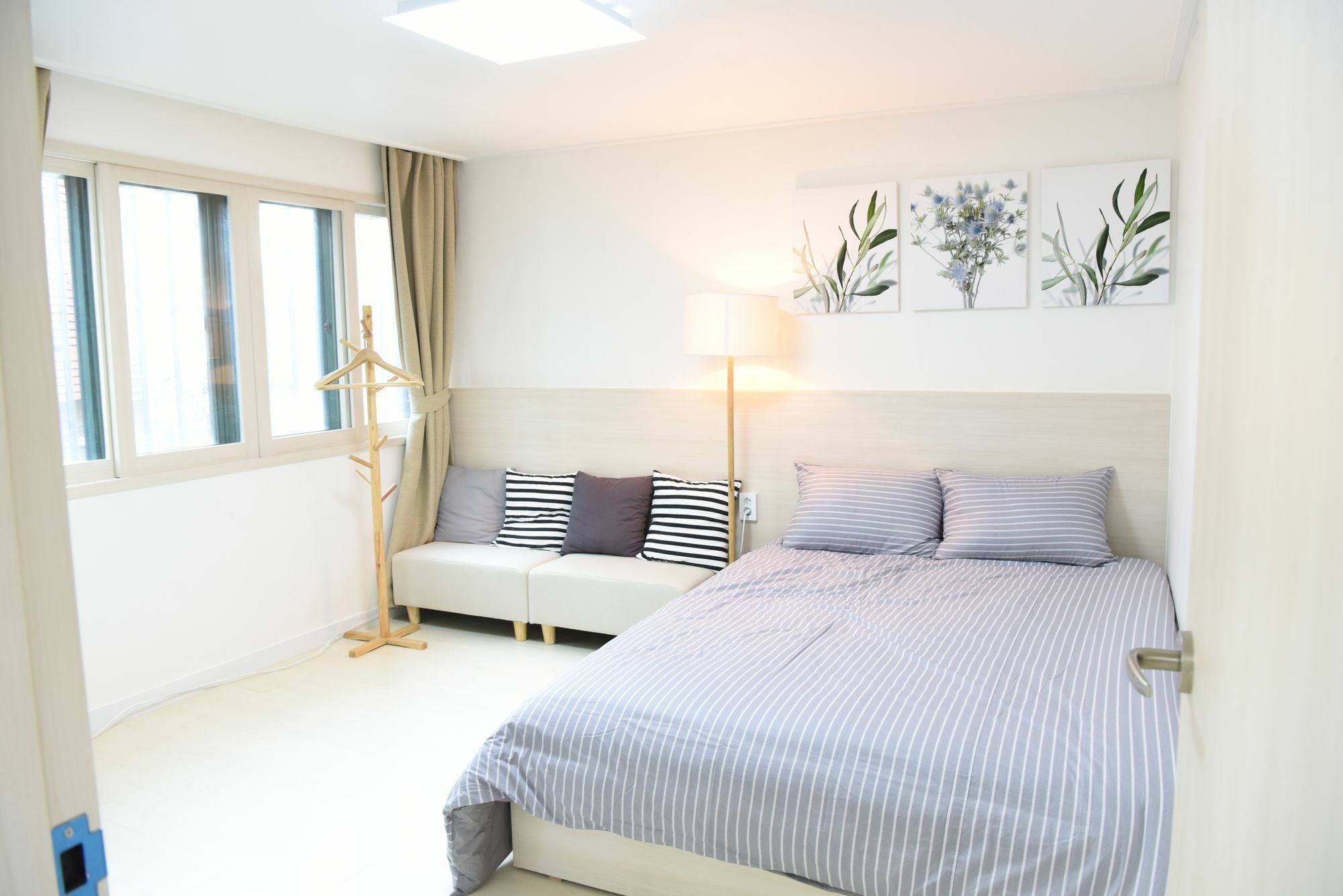Jw Stay In Hongdae Seoul Exterior photo