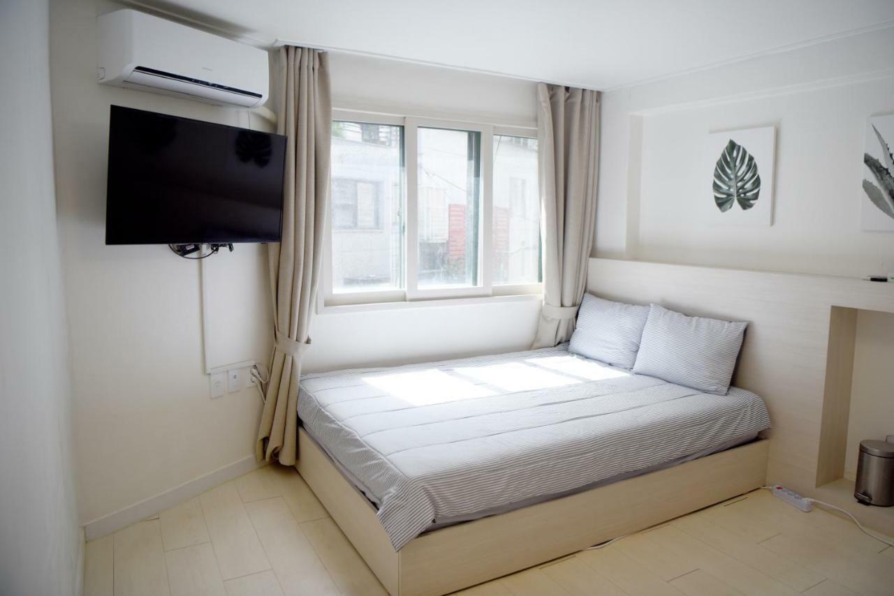 Jw Stay In Hongdae Seoul Exterior photo